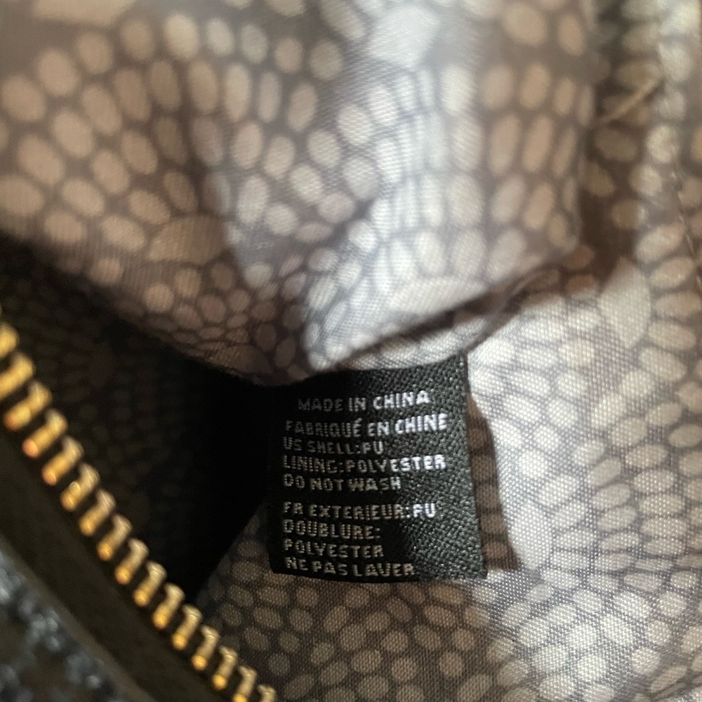 Moda Luxe Bag - image 6